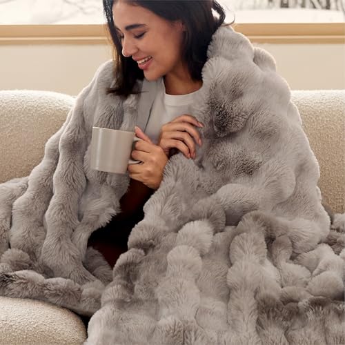 Bedsure GentleSoft Fluffy Faux Fur Throw Blanket, Fuzzy Soft Bubble Blanket for Couch, Faux Fur Decor for Home Bedroom Living Room, Thick Furry Cozy Gifts for Women, Tie-dye Brown, 50x60 Inch