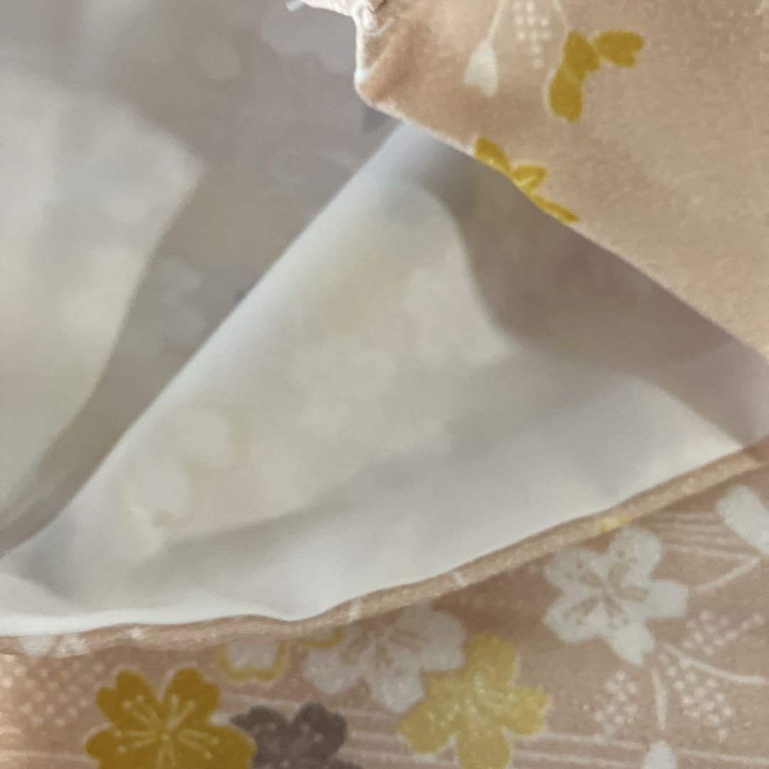 Amazon.co.jp: 淡いピンクの着物 もみじ 桜 梅 川 南天 裏地つき 