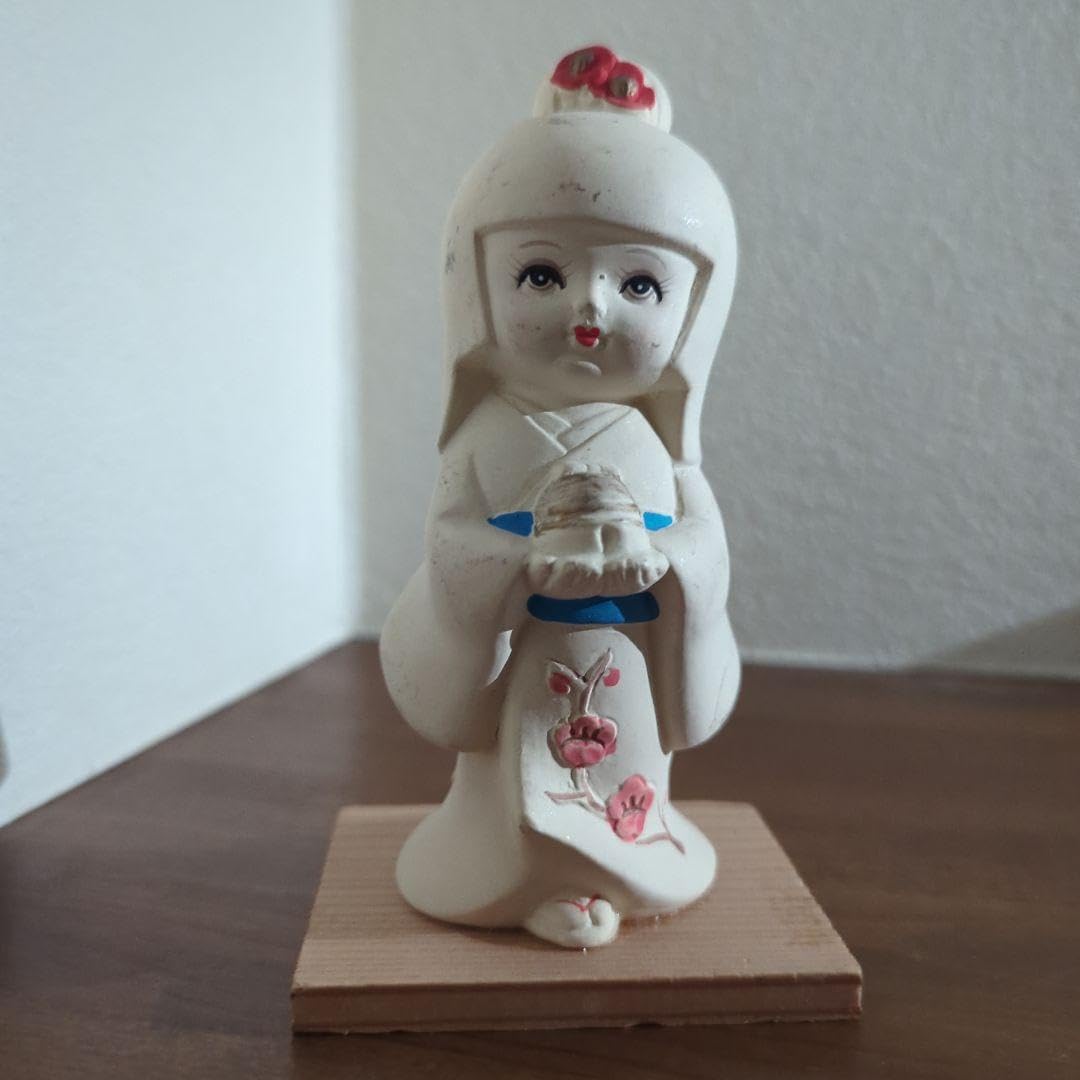 【縁起物】座敷童子様が宿るお人形様になります。 Amazon | 座敷童子様の宿る人形 呪物 曰く付き 開運 | 人形・ドール