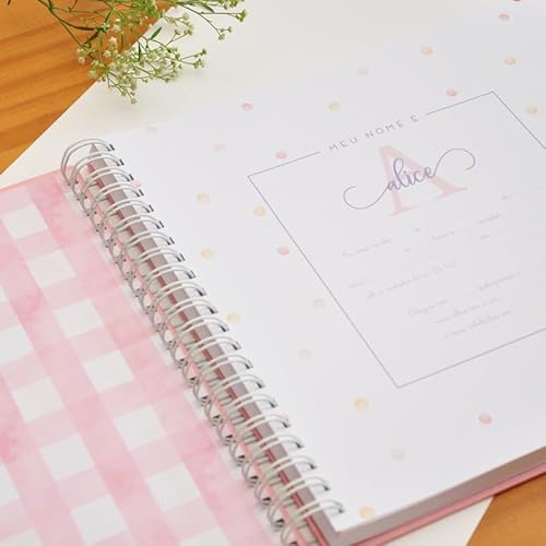Álbum do Bebê Maternidade Personalizado Tecido Rosa Perolado para fotos de até 15x21cm