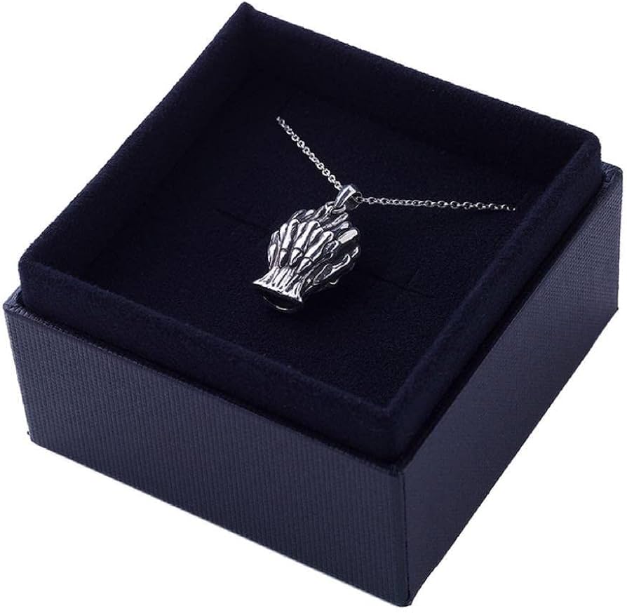 Amazon.co.jp: ボンドルド 黎明卿 白笛シルバーネックレス メイドイン Amazon.co.jp: ボンドルド 黎明卿 白笛シルバーネックレス メイドイン