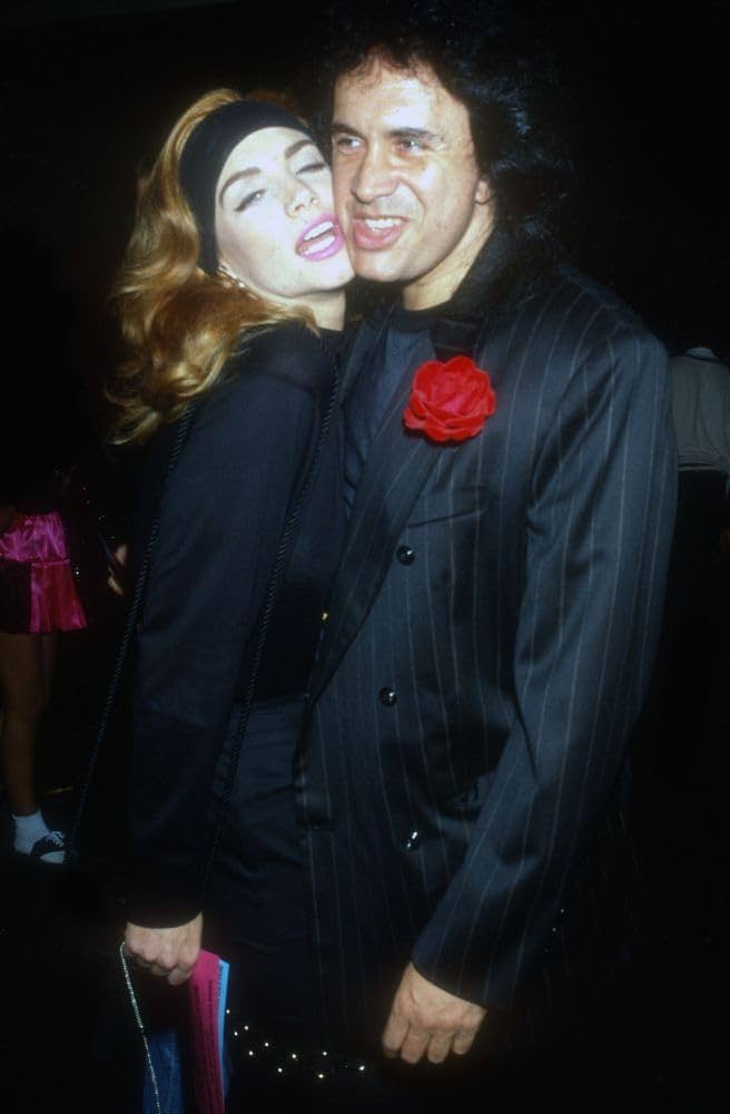 Amazon.com: Póster de Shannon Tweed Gene Simmons (1994) de Michael Ferguson (Shannon Tweed Gene Simmons1765) : Hogar y Cocina