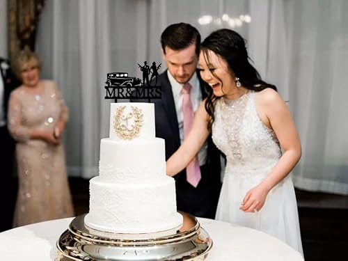 Opunmpwu Vintage Gun Wedding Cake Topper - Bride And Groom Holding Machine Guns Stand By Classic Car - Mr & Mrs Cake Topper - Retro And Military-Themed Topper For Wedding/Anniversary/Bridal Shower #TOP5