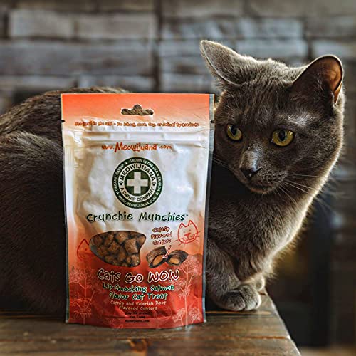 Meowijuana | Crunchie Munchie Bundle | Chicken And Fish Combo Pack | Organic Catnip Center | Grown In The Usa | Promotes Cat Health | High Potency Cat Treats | Feline And Cat Lover Approved #TOP6
