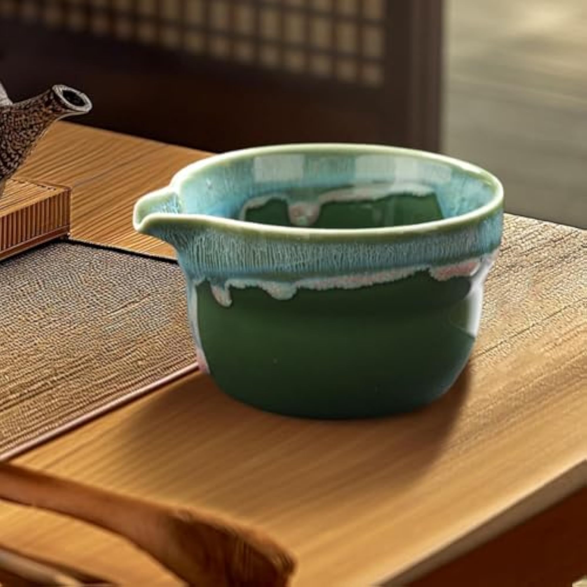 Ceramic Matcha Bowl with Pouring Spout, Black