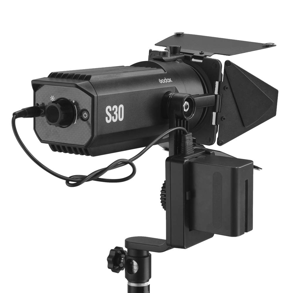 Amazon | Godox S30 スポットライト LED 撮影用ライト CRI&TLCI(96+)