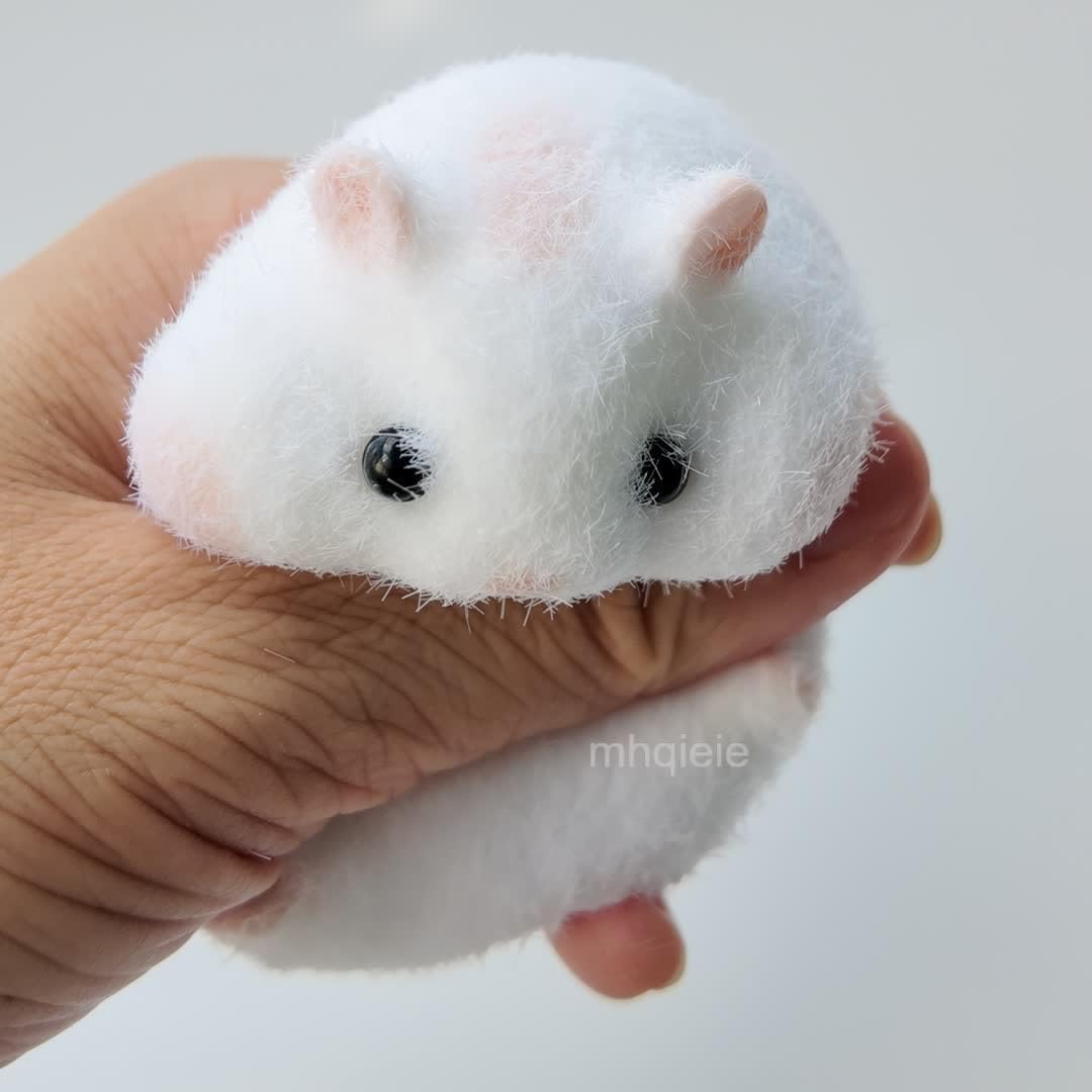 Big Size Handmade Taba Squishy Hamster with Cheese, Cute Soft Hamster Squishy Squeeze Toys, Perfect for Stress Relief, 2025 Unique Gifts for Adults (white)