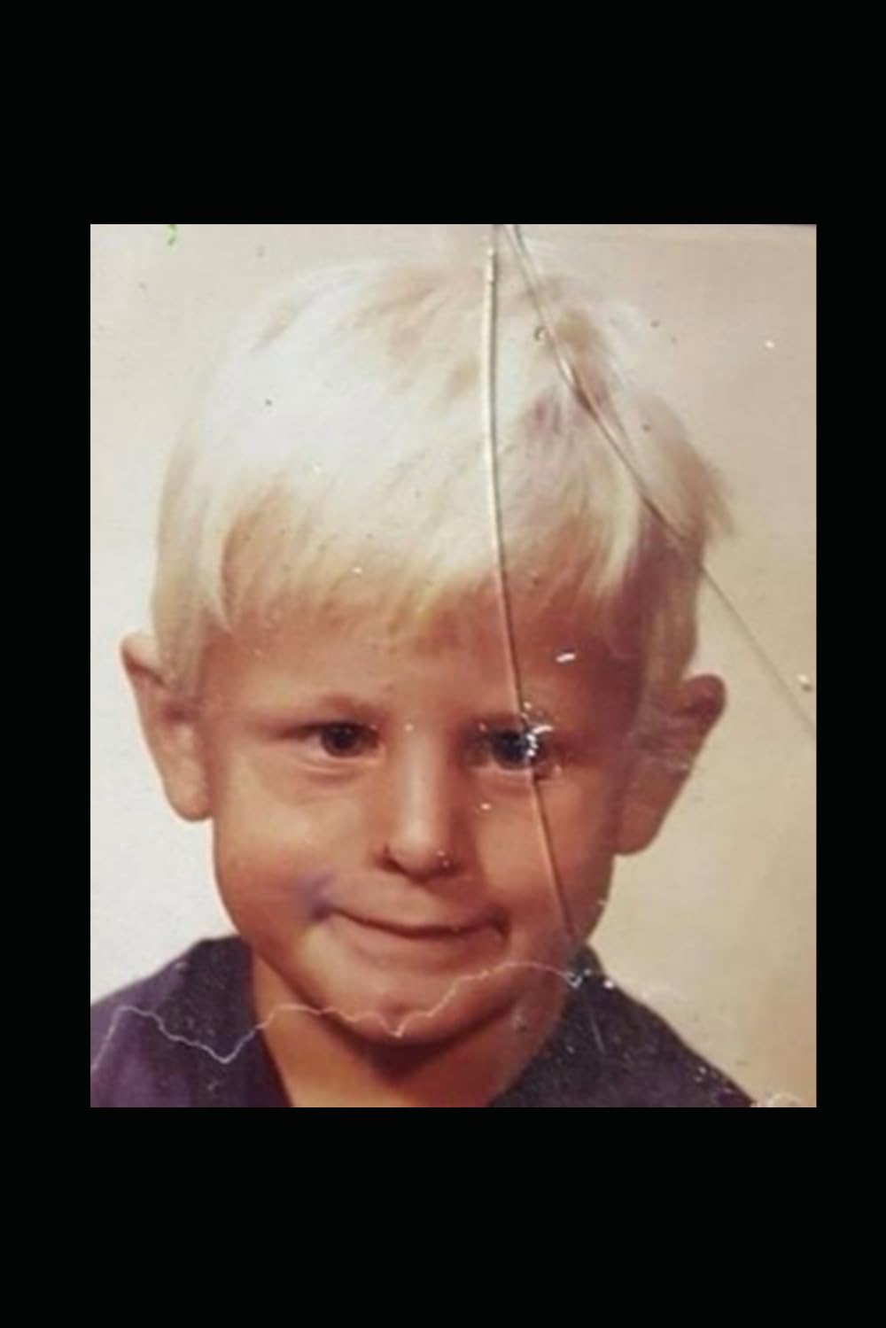 The Night I Didn't Flinch: A Boy's Tale of Overcoming Abuse