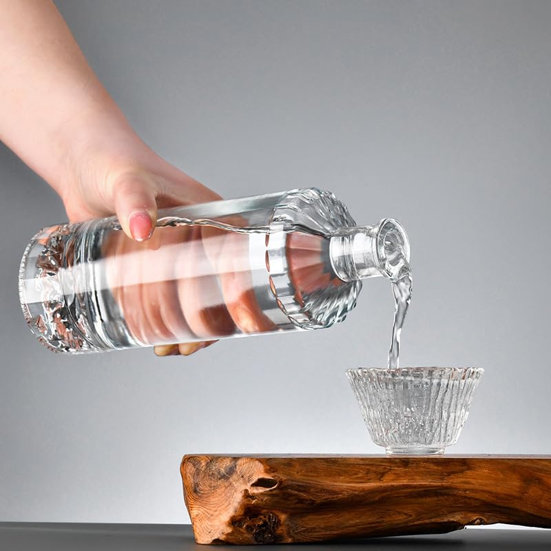 Amazon｜空き瓶 無鉛ガラス瓶 四角いボトル 丸瓶 保存瓶 ワイン