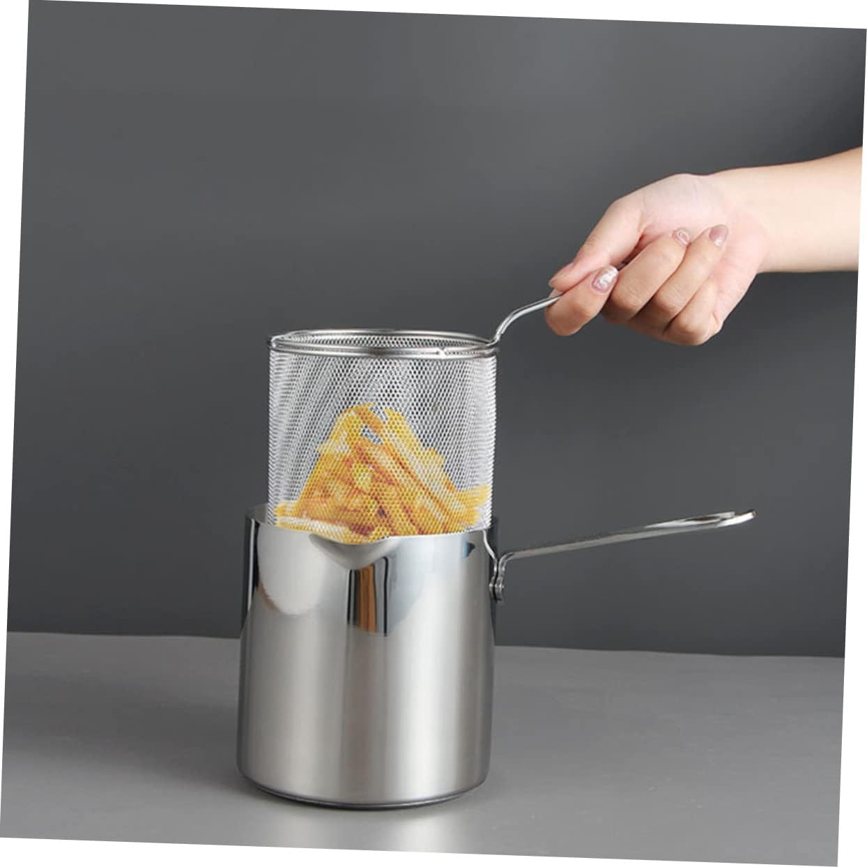 Household Mini Frying Pot Stainless Steel Deep Fryer with Quick Heat Transfer and Design for for Tempura and Fried Foods