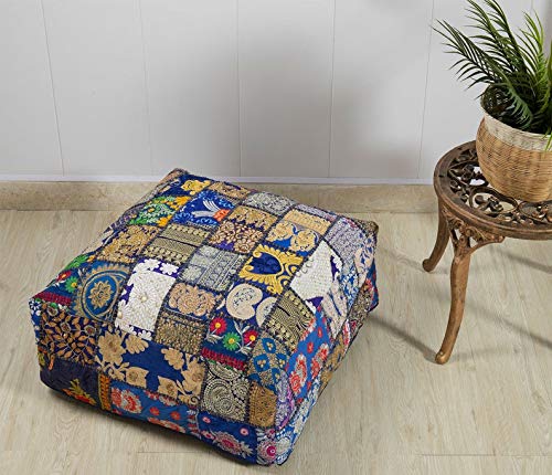 Pouf indien bleu en patchwork pour ajouter une assise basse confort
