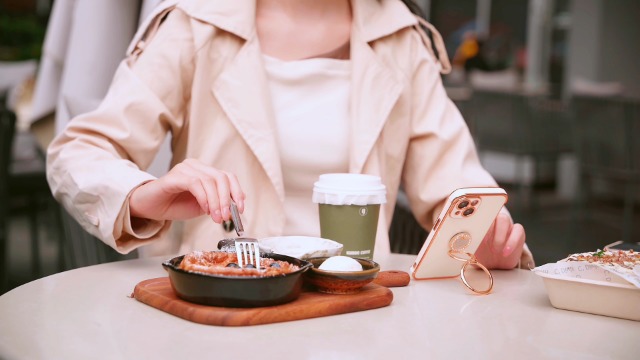 Amazon.com: XYZ for Galaxy S22 Ultra Case with Stand, for Samsung