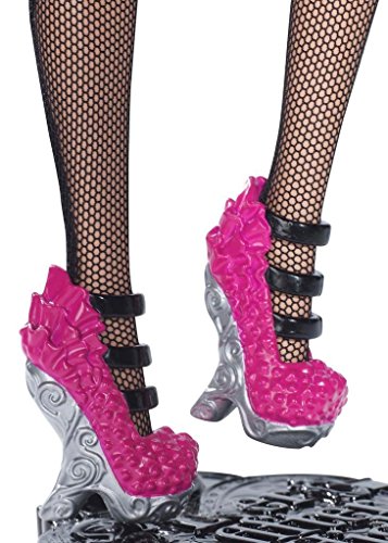 Muñeca Briar Beauty Ever After High Mattel miniatura 3