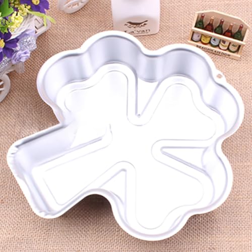 St. Patrick\'s Day Shamrock Cake Pan Mold Clover Shaped Baking Mould Tin Cake Pan - Thumbnail 3