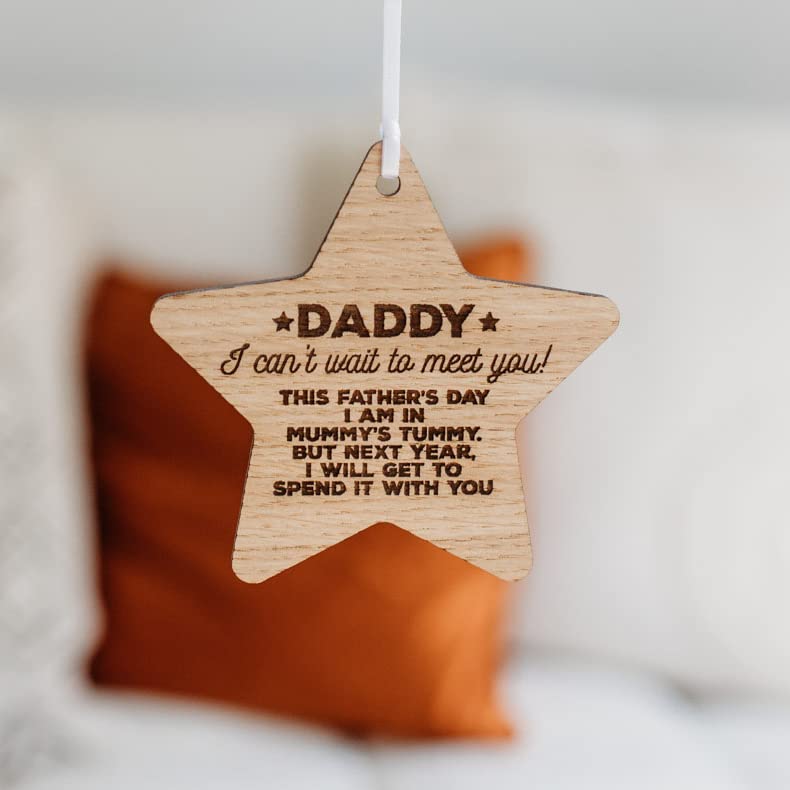 Baby Bump Father's Day Card for Daddy To Be - Daddy I Can't Wait To Meet You Wooden Star Keepsake Gift - Image 3