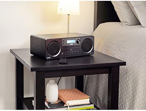 Bluetooth, USB, DAB/FM Radio, CD Player 