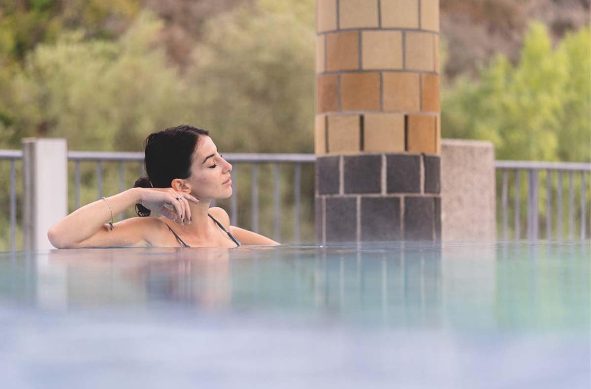 JOCHEN SCHWEIZER Geschenkgutschein: Crucenia Therme Kurzurlaub für 2 (1 Nacht)