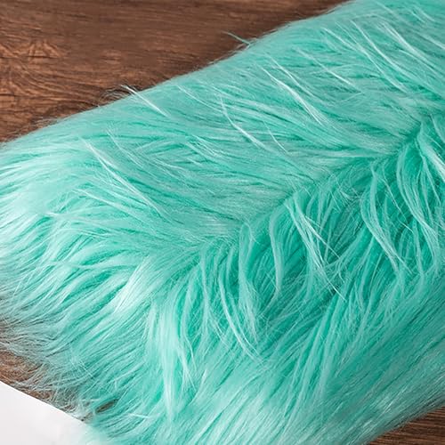 Coupon fausse fourrure renard vert pour fabriquer peluche et cadeau fait main