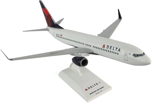 Daron Skymarks Delta 737-800 New Livery Airplane Model Building Kit, 1/130-Scale