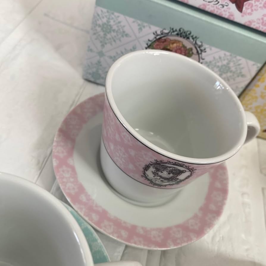 Amazon.co.jp: 不二家 ペコちゃん カップ&ソーサー ティーカップ