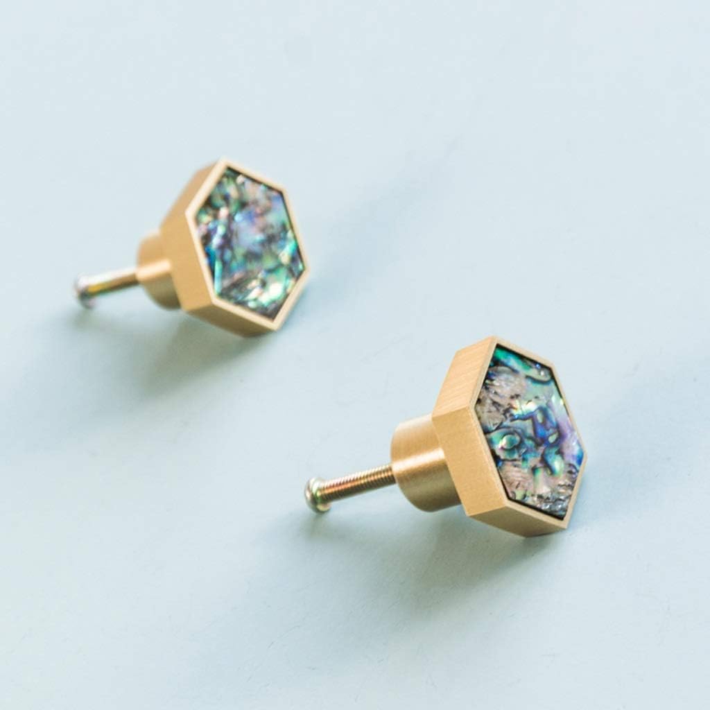 2 pcs Brass Furniture Handles Elegant Door Knobs and for Cabinet Kitchen Cupboard Drawer Pulls Wall Hanging Hooks Shell Resin