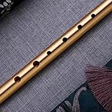 Diverse opzioni di colore: scegli tra oro, argento o nero per il fischietto irlandese. Ogni colore aggiunge un tocco di eleganza e permette la personalizzazione.