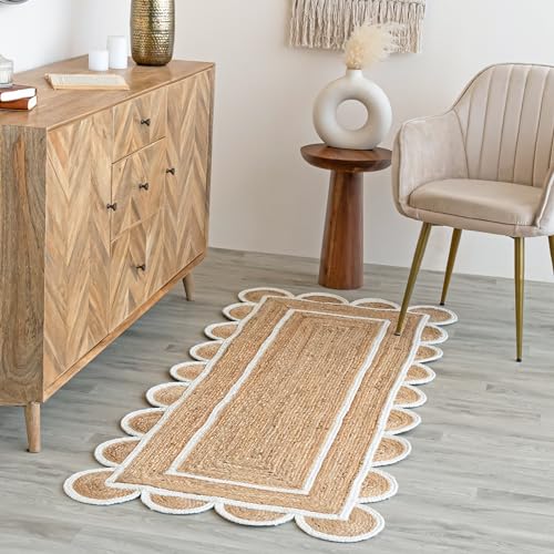 Weaving Village Scalloped Natural Jute Area Rug, Natural Base Off White Trim, 2'X6'