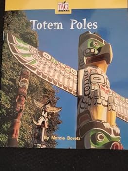 Paperback Totem poles (TWiG books) Book