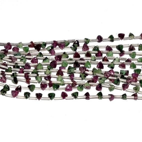 Rubis zoisite briolettes 7-8mm de qualité supérieure en fils de 20cm pour joaillerie artisanale