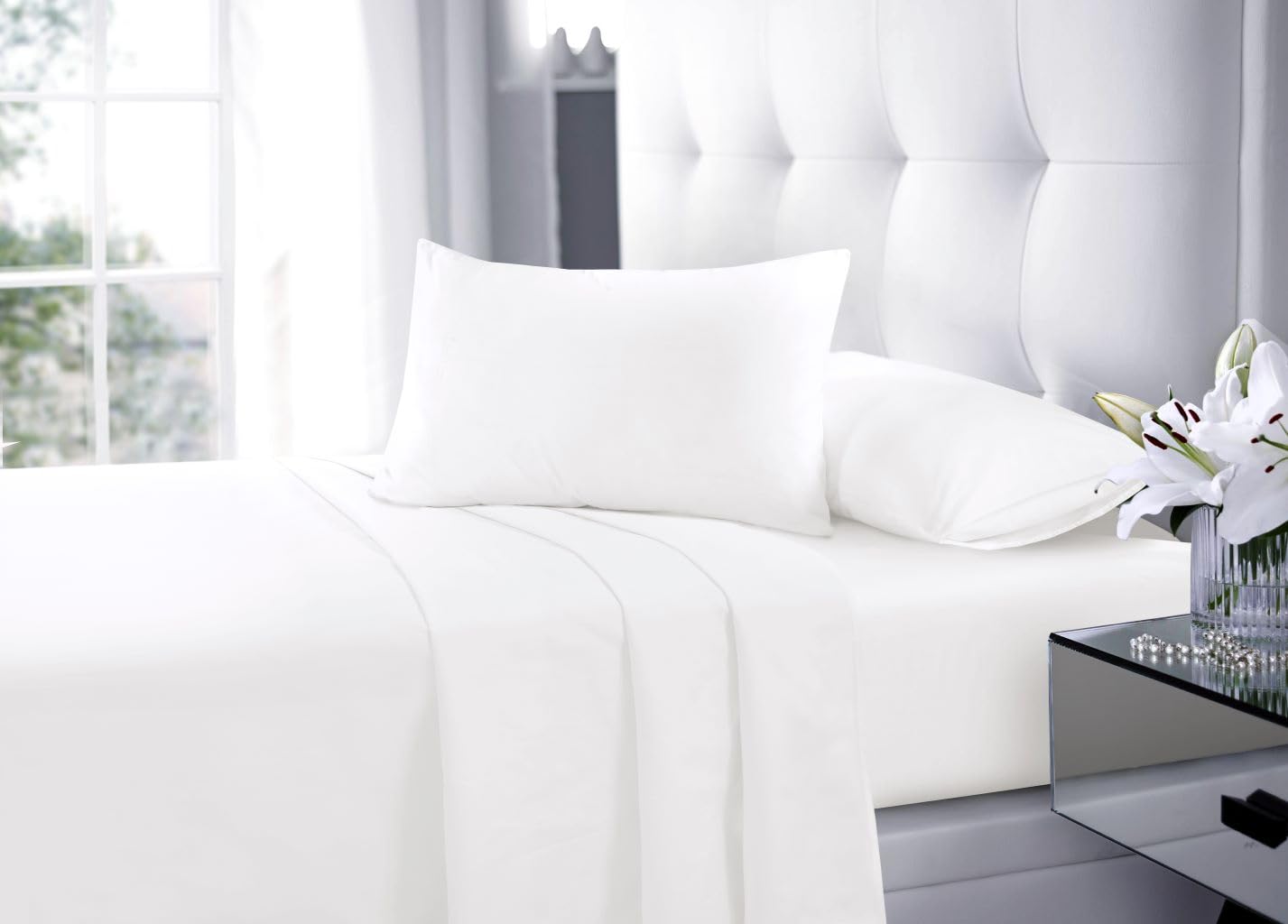 Super Soft Easy Care Brushed Microfibre Flat Sheets - Anti Wrinkle Breathable & Hypoallergenic Flat Mattress Bedsheets - Shrinkage & Fade Resistant (White, King)