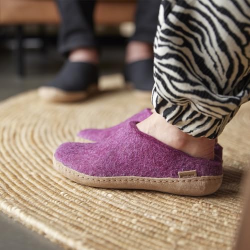Image of Glerups 100% quality wool mix Slipper with leather sole - Unisex Slip-on