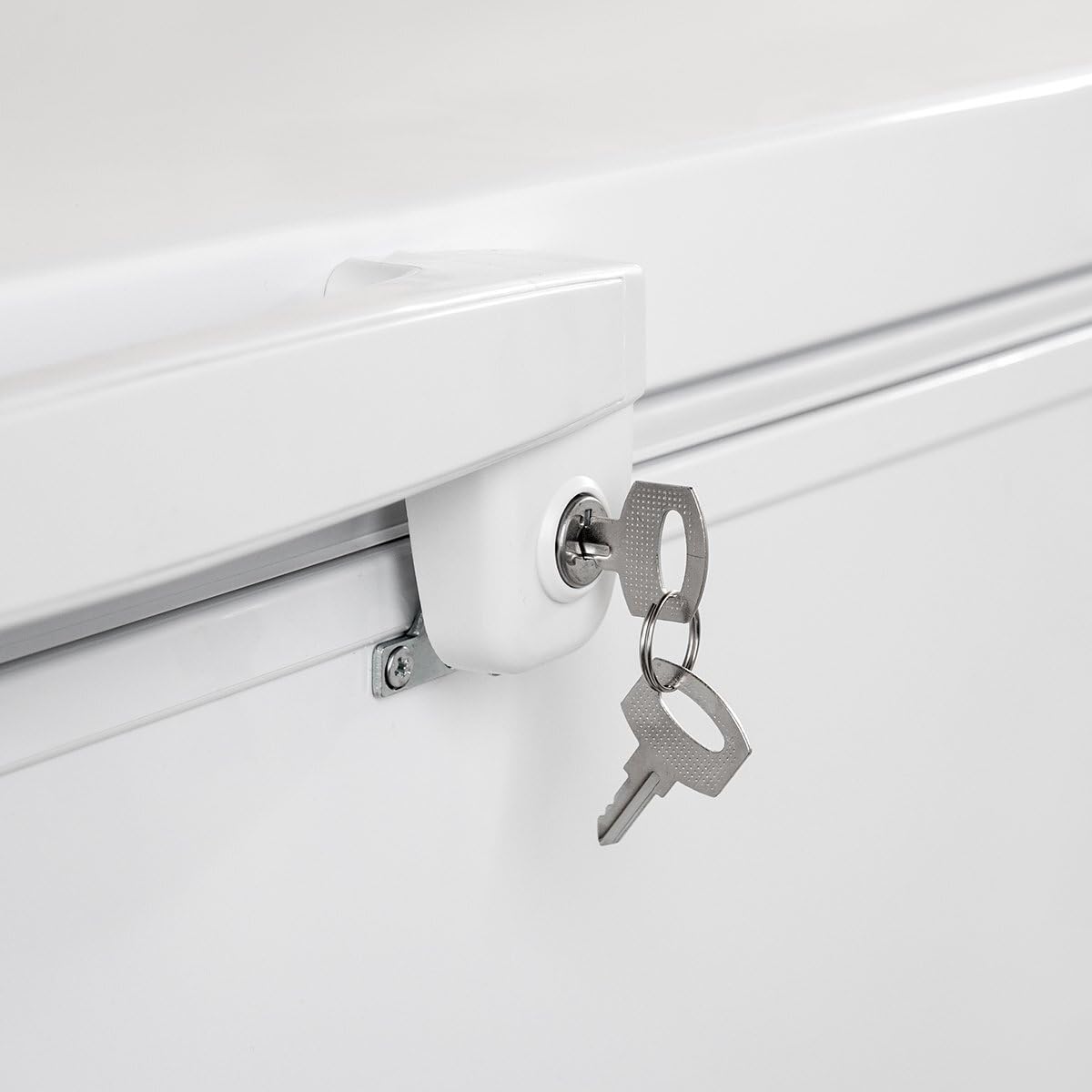 GastroHero Gefriertruhe ECO 650 I Tiefkühltruhe groß 550L I Kühltruhe abschließbar I Gefriergerät mit Klappdeckel I Gefrierschrank -18°C bis -22°C