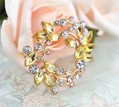 Image of Gyn&Joy Clear Crystal Rhinestone Floral Wreath Pin Brooch BZ005
