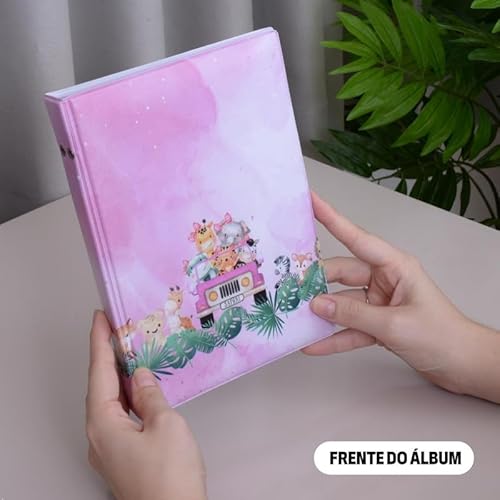 Álbum Fotográfico 15x21 para 100 Fotos SAFARI ROSA Jipe Bebê Infantil Selva Leão