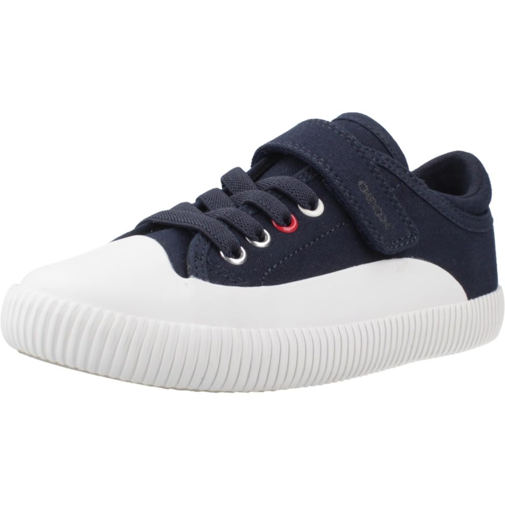 Geox: Auswahl an Schuhen