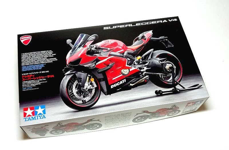 Maquette moto 1/12 Ducati Superleggera V4 Tamiya 14140 kit