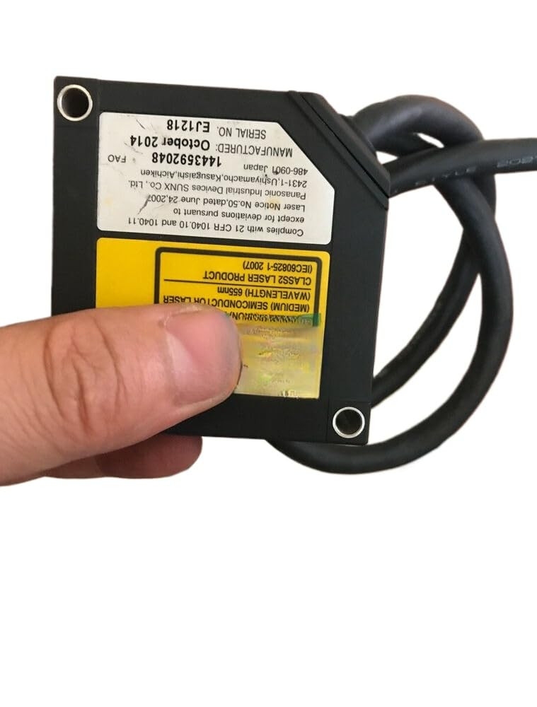 1Pcs Used For displacement sensor HL-G103-S-J 90 days warranty