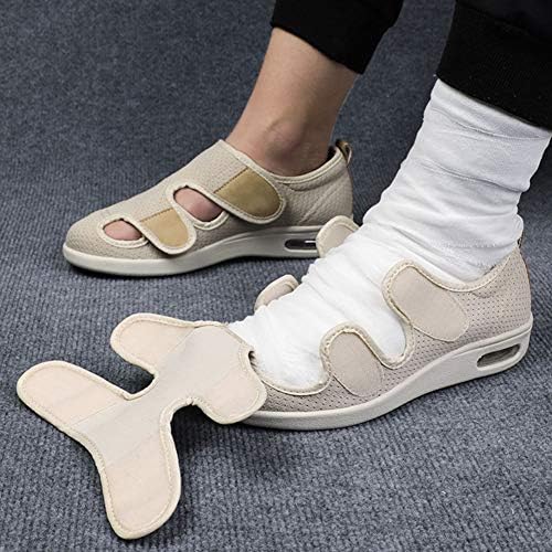 Top 7 Best Slippers For Swollen Feet Reviews - Comfy Shoes For Men/Women