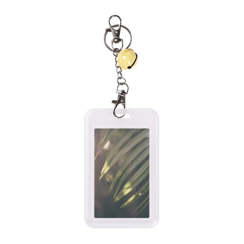 Carte de crédit feuille verte et cloche jaune : l'accessoire idéal pour vos achats éco-responsables - 5