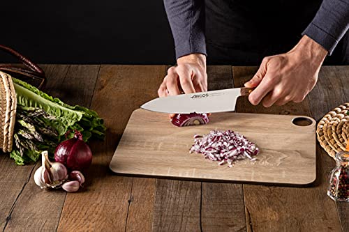 Miniatura 7 de Arcos Cuchillo Chef Acero Inoxidable. Cuchillo Cocina Profesional Para Cocinar. Mango Madera Ovengkol 100 Natural Fsc Y Hoja 210 Mm. Serie Nordika. Color Marrón.