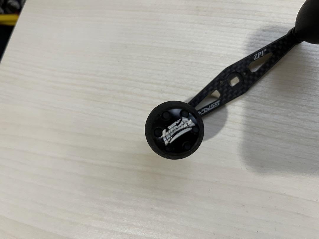 Amazon.co.jp: 限定 ZPI イナーシャ カーボンハンドル バレルシェイプ 