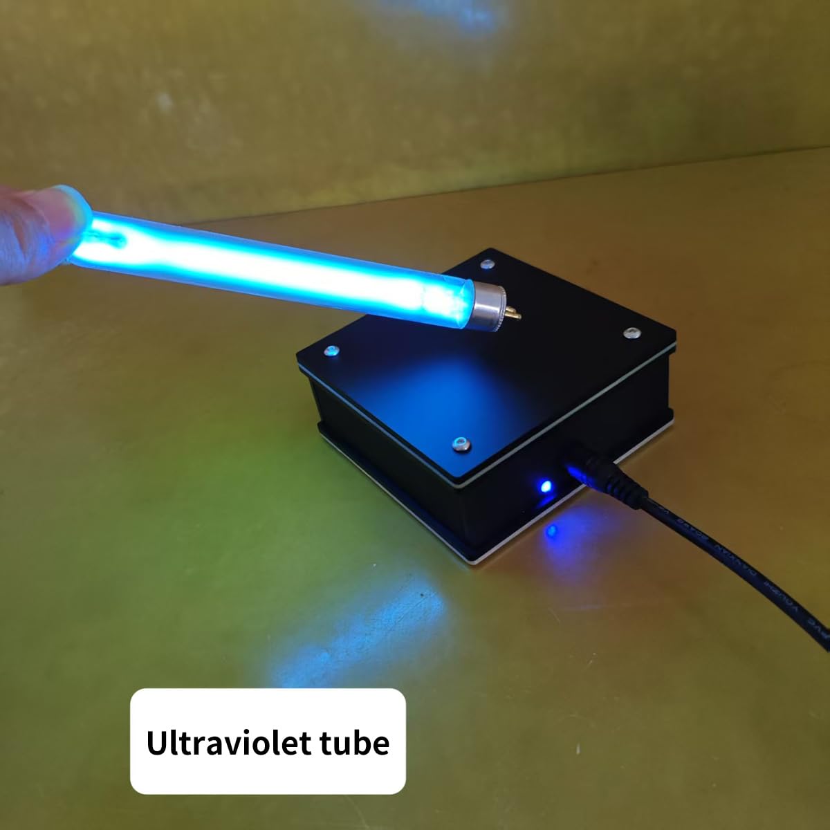 SSTC Drahtloses Beleuchtungsgerät – Arc Plasma Coil Desktop Toy, Wissenschaftliches Lernset, Berührbarer Künstlicher Blitzfunkenstrecken-Lichtbogenerzeuger, Experimentelles Desktop-Spielzeug