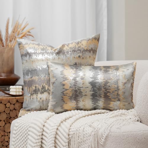 THE-TINOART Modern Gold Ombre Throw Pillow Covers 22x22 Inch Metallic Accent Pillow Covers of Sofa Couch Bedroom Home Decor