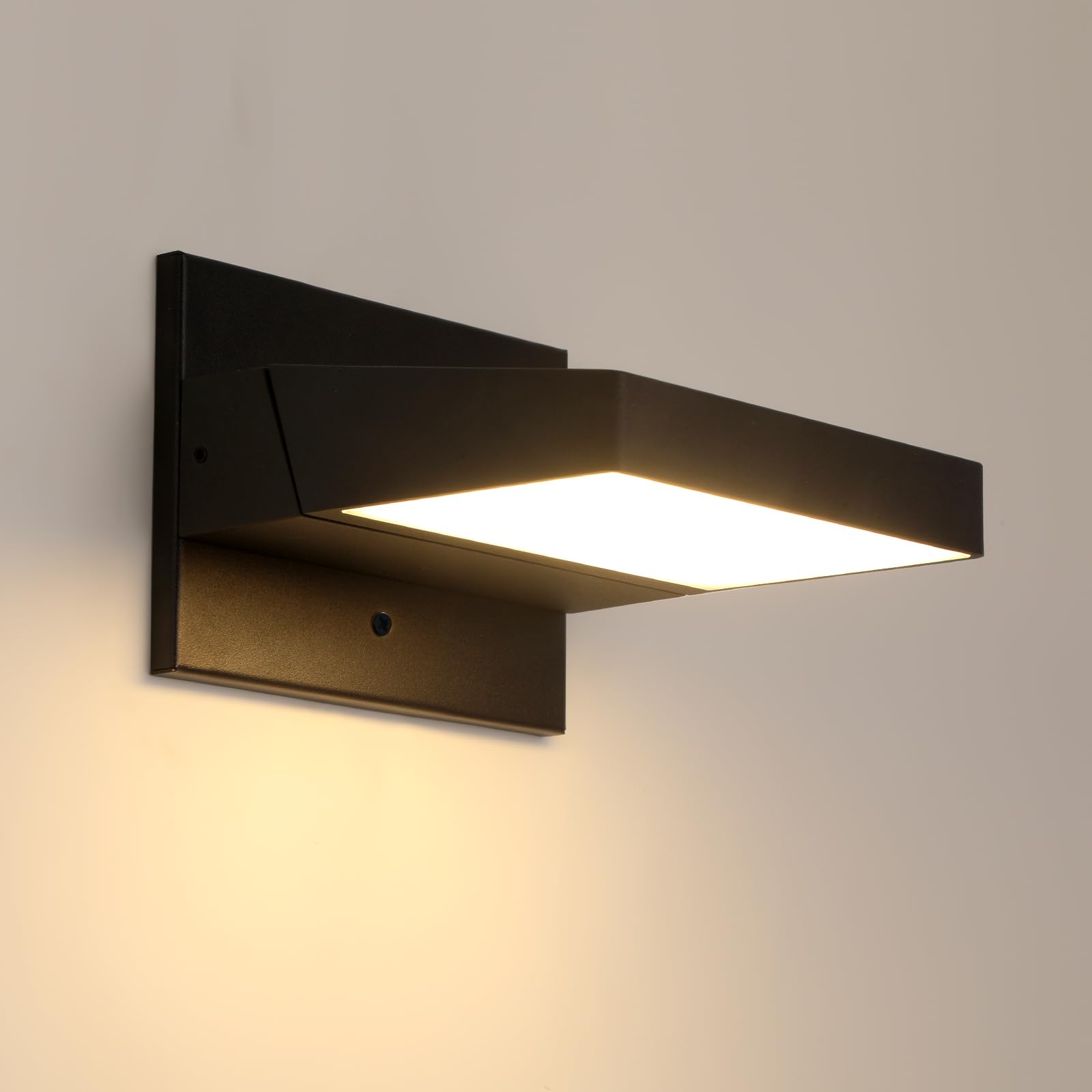 Photo 1 of Scpitw 350° Rotated Outdoor Wall Light - Black