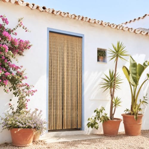 Cortina de puerta de madera Catral: protege tu hogar del sol con elegancia 2