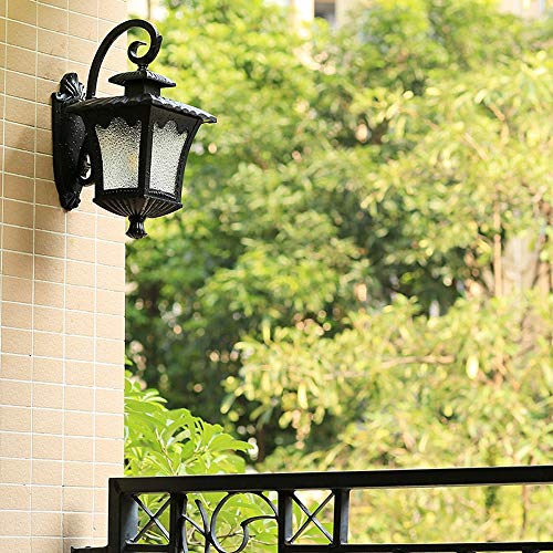 Lumière murale extérieure noire IP55 pour sécuriser un escalier ou pilier
