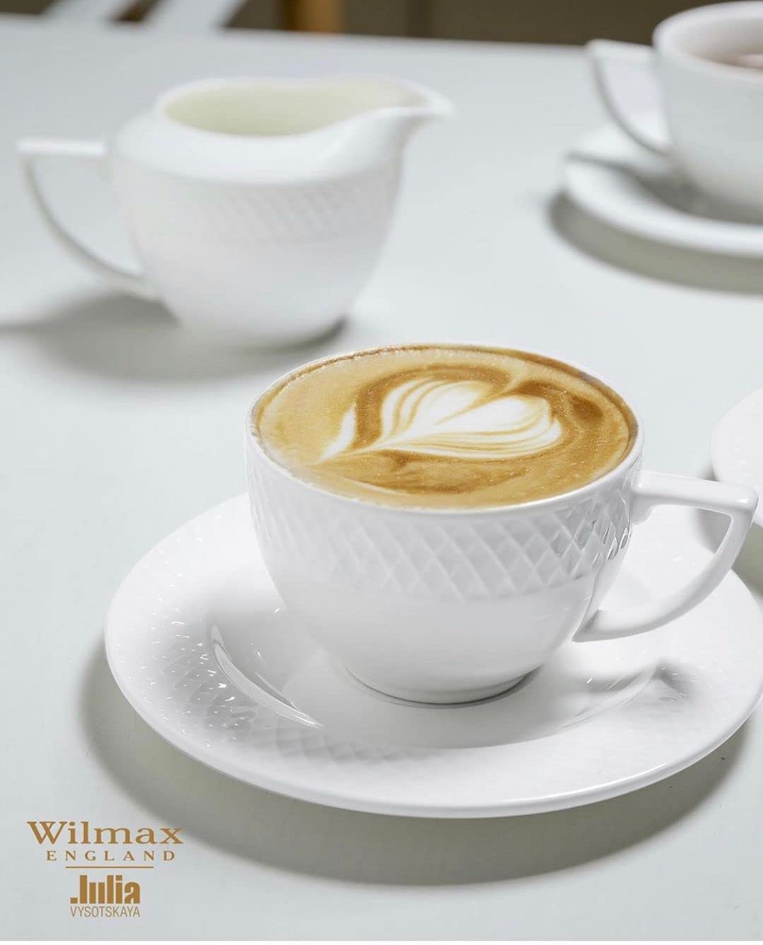 Wilmax Juego de tazas de capuchino, tazas con platillos, juego de café y té, tazas de café, para café, té, postres, set de regalo, color blanco, 170 ml