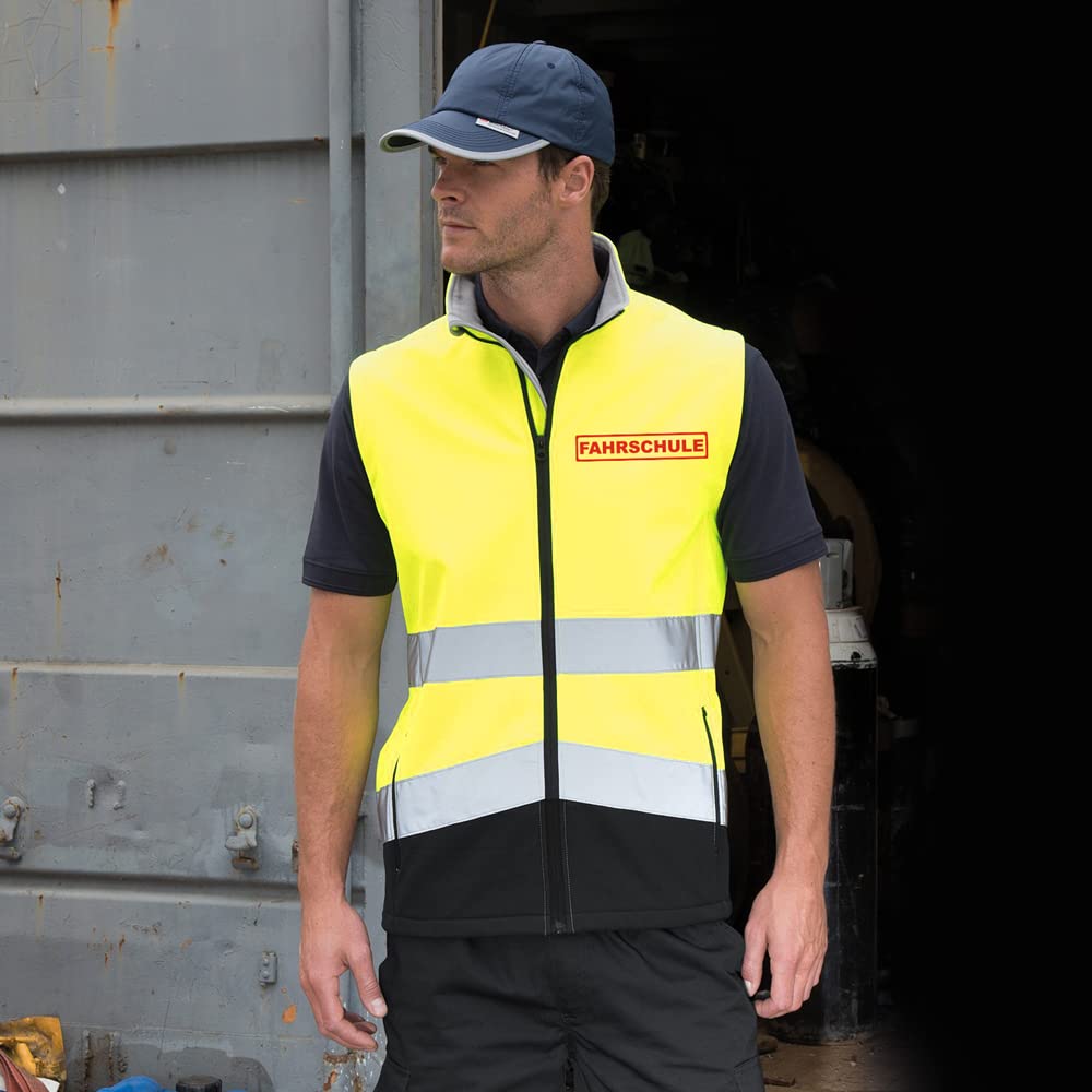 FAHRSCHULE Sicherheitsweste GELB aus Softshell - Gelb Warnweste nach EN ISO 20471 zertifiziert - Unisex und hochwertigem Reflektorstreifen