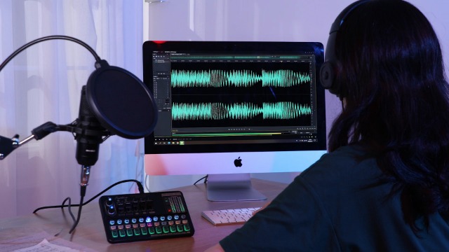 Amazon.com: Asmuse Podcast Equipment Bundle, BM800 Condenser