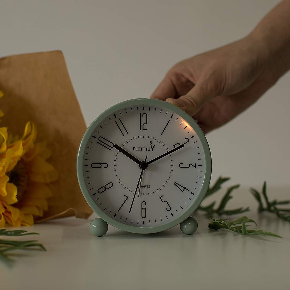 FLOITTUY Super Silent Metal Alarm Analog Clock, Beep Wake Round Alarm Clock with Night Light, Battery Operated, Easy Set, Simple & Retro for Desk, Bedroom and Home Decoration(Green), 10.9*11.2 Cm 3